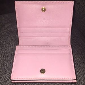 GUCCI GG STRAWBERRY BI-FOLD WOMENS WALLET